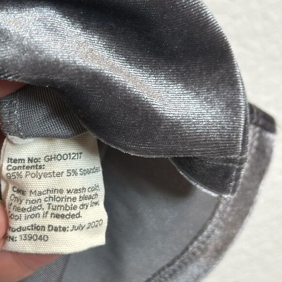 Good Hart short sleeve velvet cropped top size large 24A - Picture 4 of 5